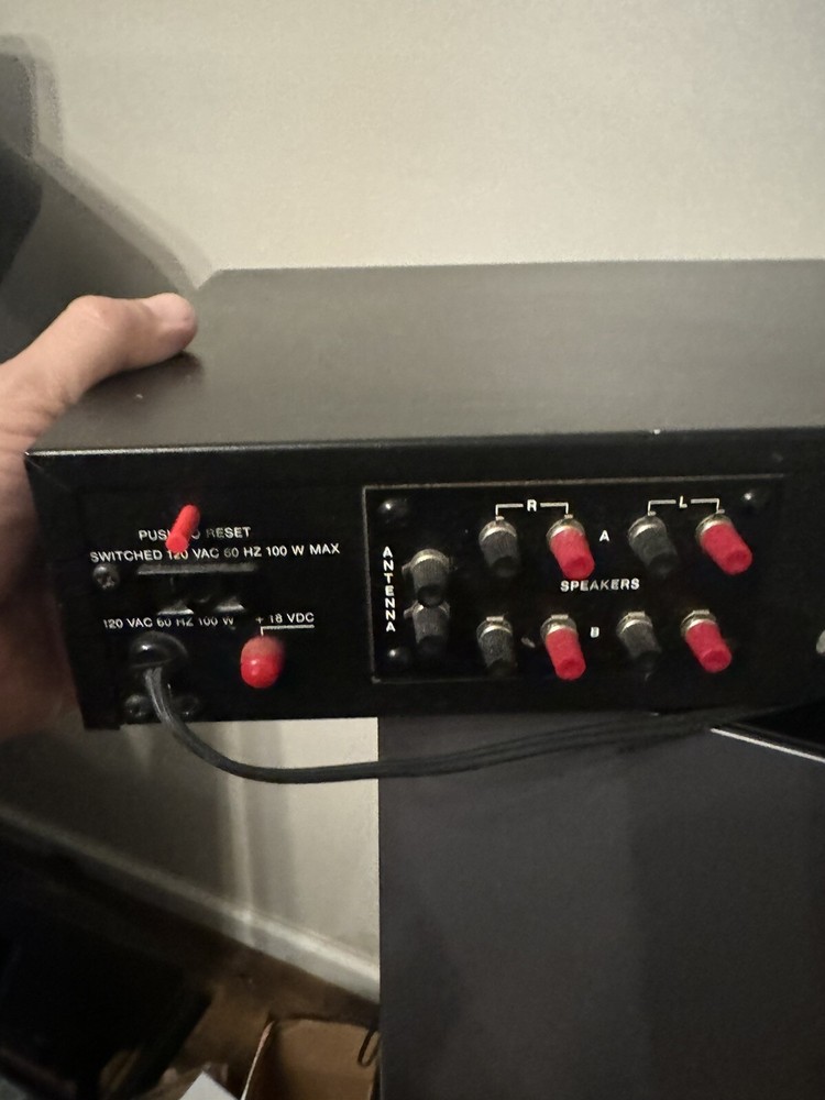 Vintage Advent Model 300 FM Stereo Receiver - Tested