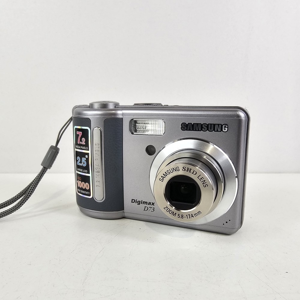 Samsung Digimax D73 7.2MP Compact Digital Camera - Silver