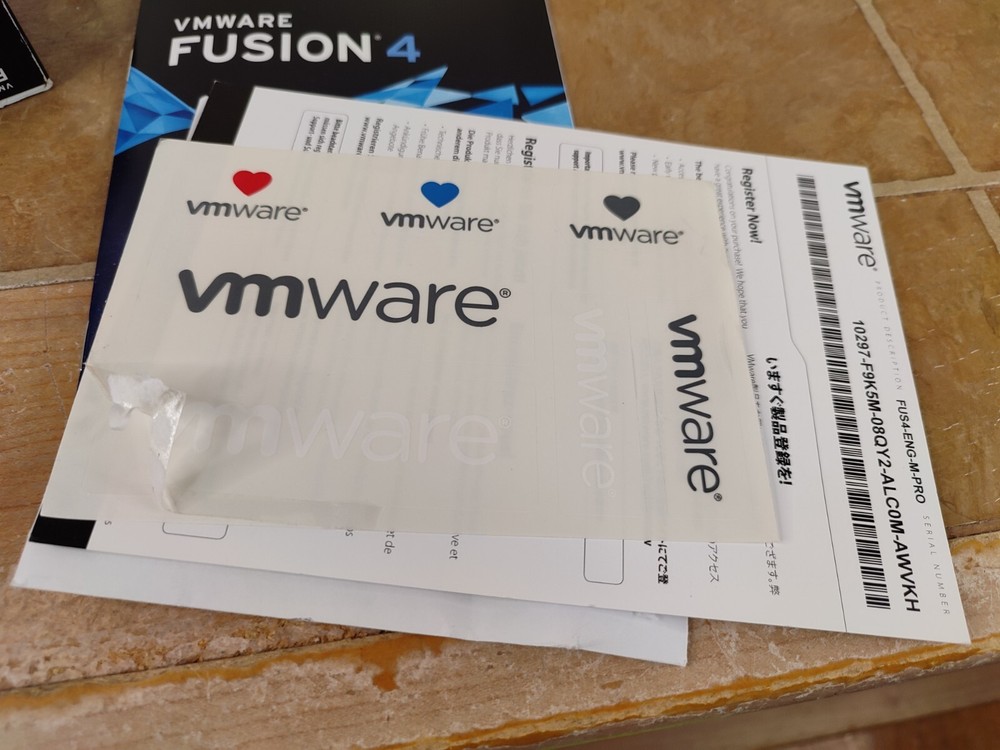 VMware Fusion 4 NIOB (?) Complete Box Set w/ Code Old Version Lion