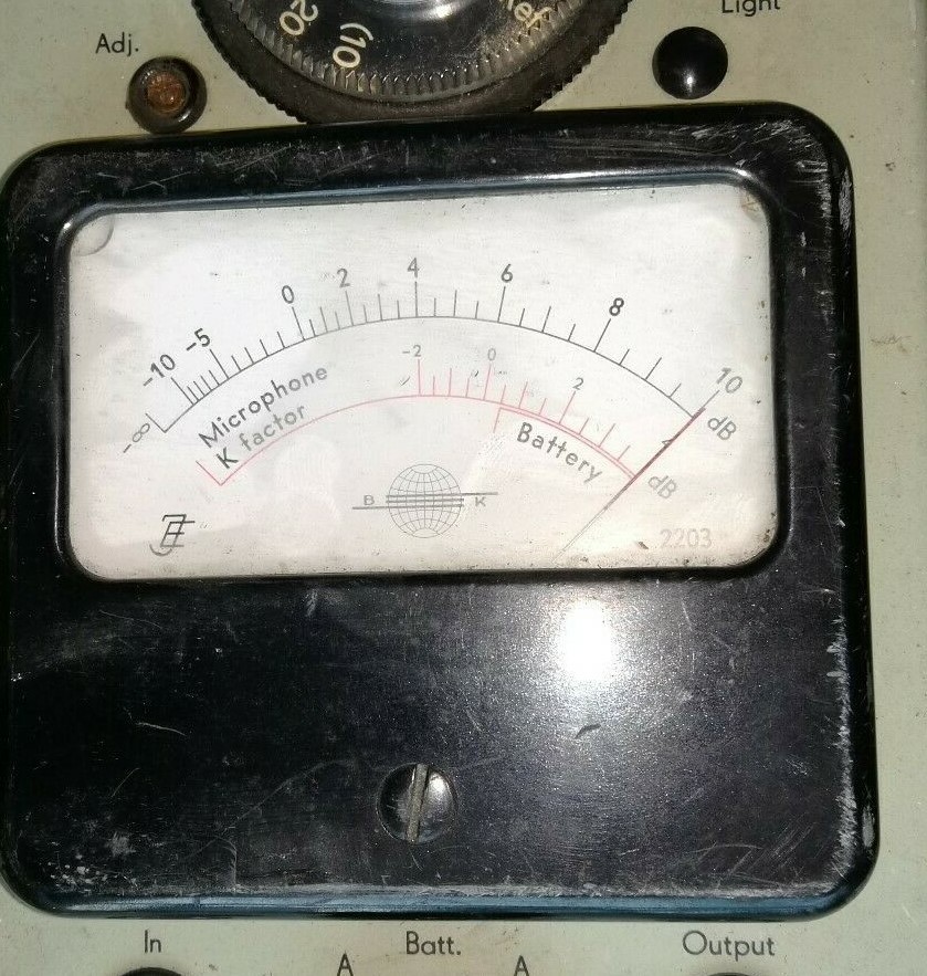 Bruel & Kjaer 2203 Sound Level Meter