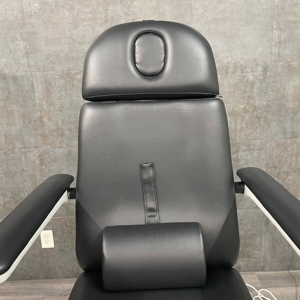 Silver Fox 2270FB Aesthetic Chair