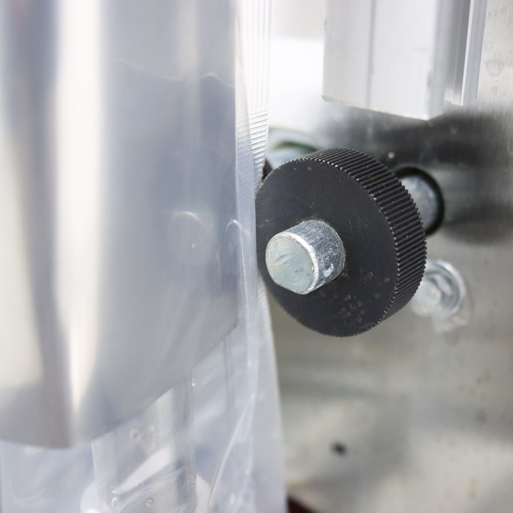 Automatic Sauce Beverage Quantitative Packing Machine 10-100ml 20-30Bags/min