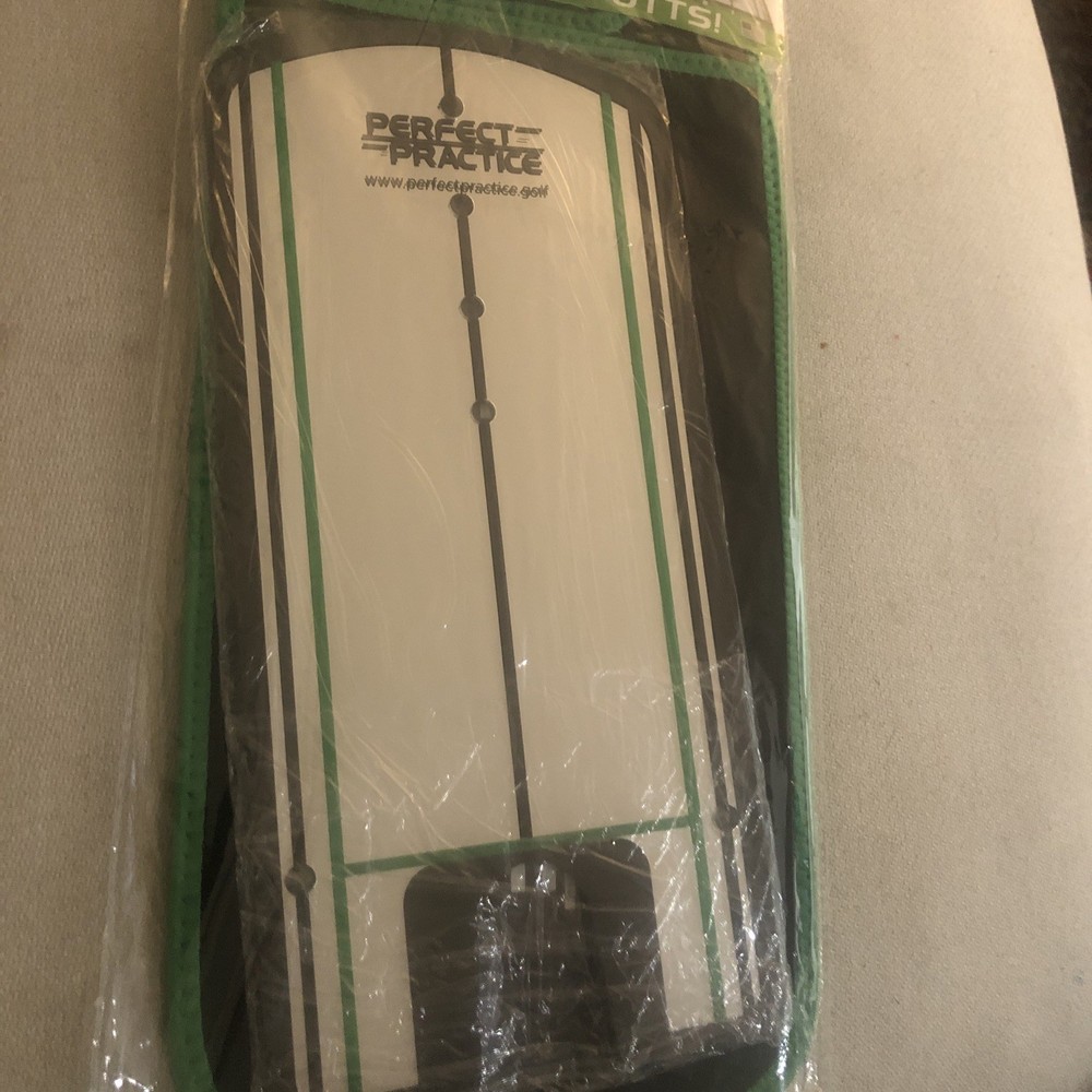 PERFECT PRACTICE Golf Putting Alignment Mirror - Reflective Black