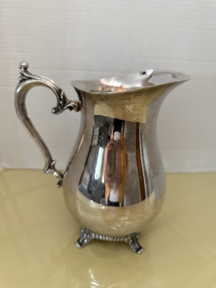 Silver plated Water Or Liquid Server