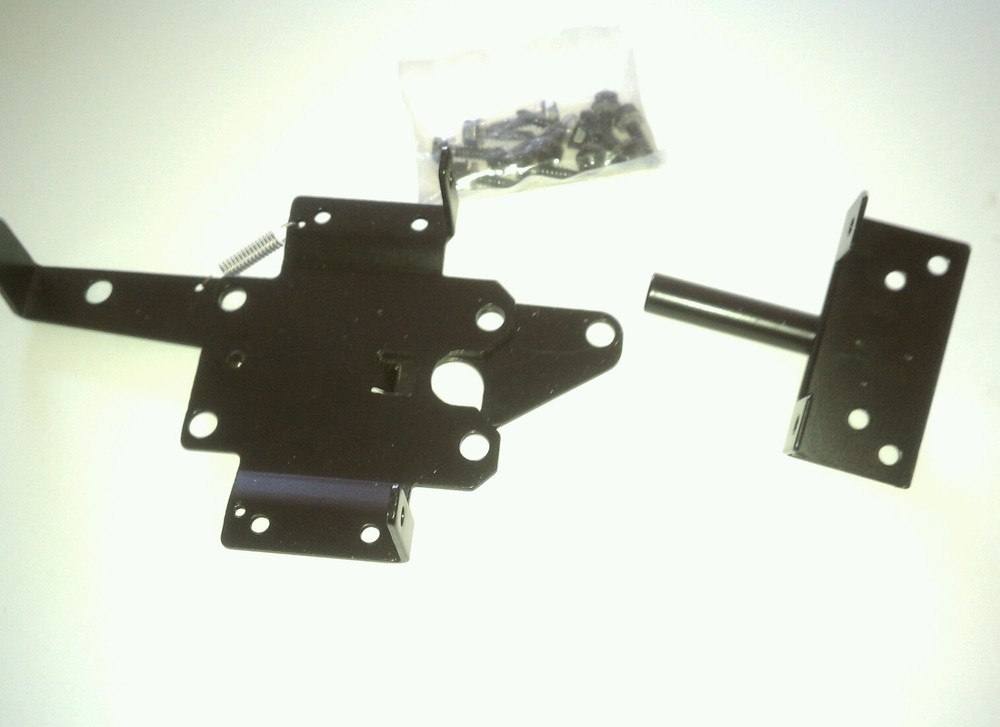 Fence Post Mount Steel Gate Latch Kit Self Closing Screws Hardware SV38308 Black