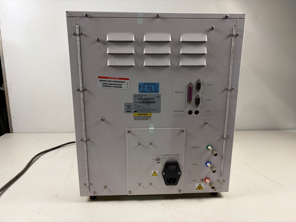 Mindray BC-3200 Hematology Analyzer CBC Blood Analyzer – Broken Screen / Working