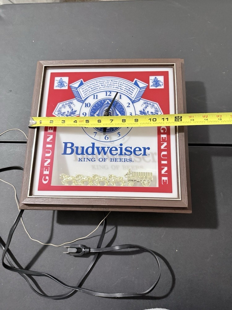 Budwiser Electric Lighted Wall Clock Plastic With Pull String Works! Good Cond.