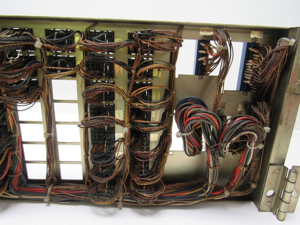 Okuma LC20-2SC Relay Plug Assembly CNC