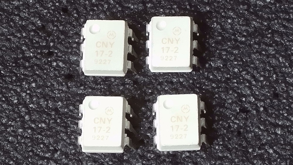 Quantity 4 - Motorola CNY17-2 Optocoupler DIP6 - New