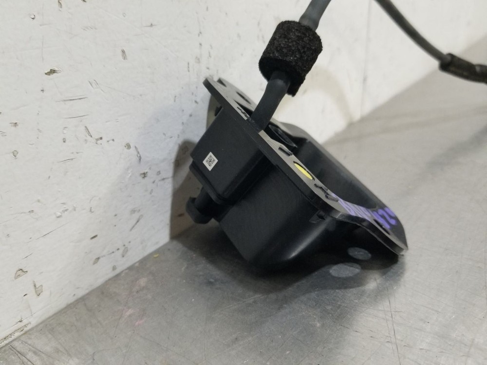 20 2020 TOYOTA HIGHLANDER REAR VIEW CAMERA PROJECTOR