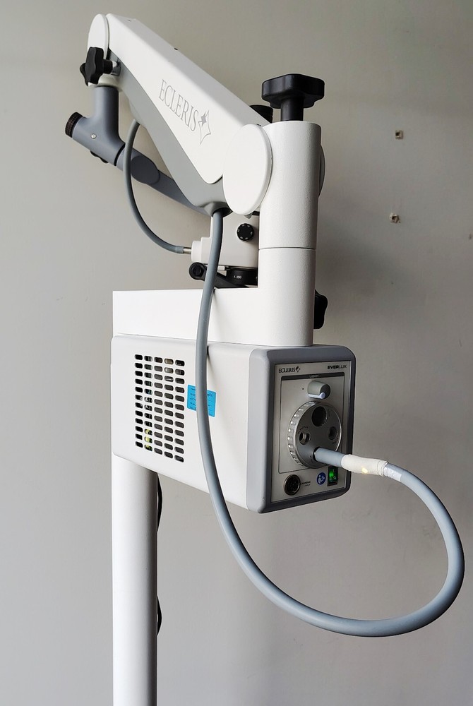 Ecleris Microstar Microscope U10M100F with Ecleris Everlux Light Source