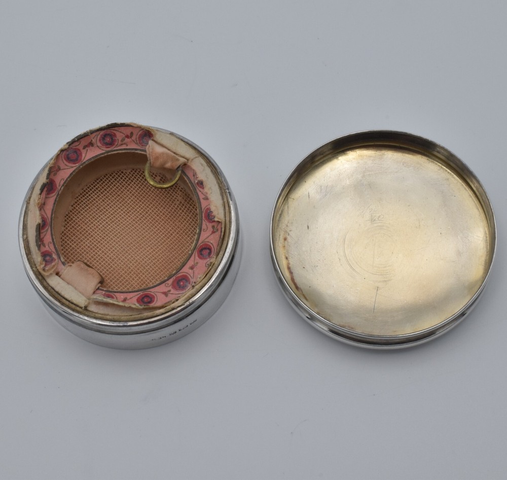 Antique Solid Silver Powder Pot Box Compact 1918