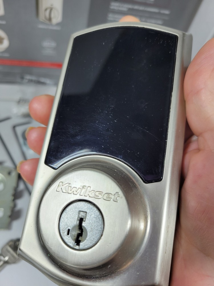 Kwikset Smart Code 915-Touchscreen Electronic Deadbolt w/Tustin Lever AS IS READ