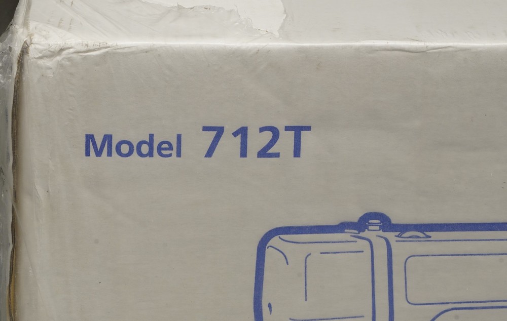 Janome 712T Treadle Sewing Machine (R12)