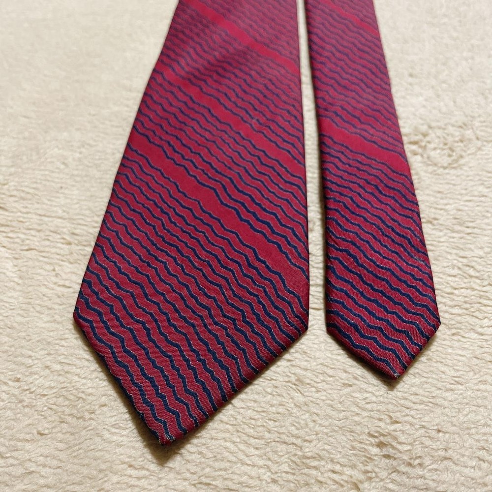 Jim Thompson Silk All-over Pattern Tie Red Glossy