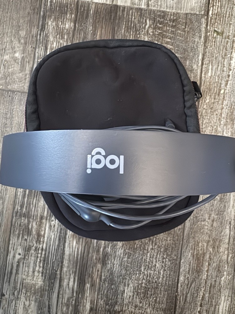 Logitech Zone Wired Noise Cancelling Headset, USB-C with USB-A Adapter Grey