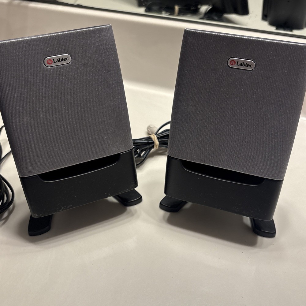 Labtec 3-PieceFlat Panel Multimedia Speaker System TESTED - Works GREAT!