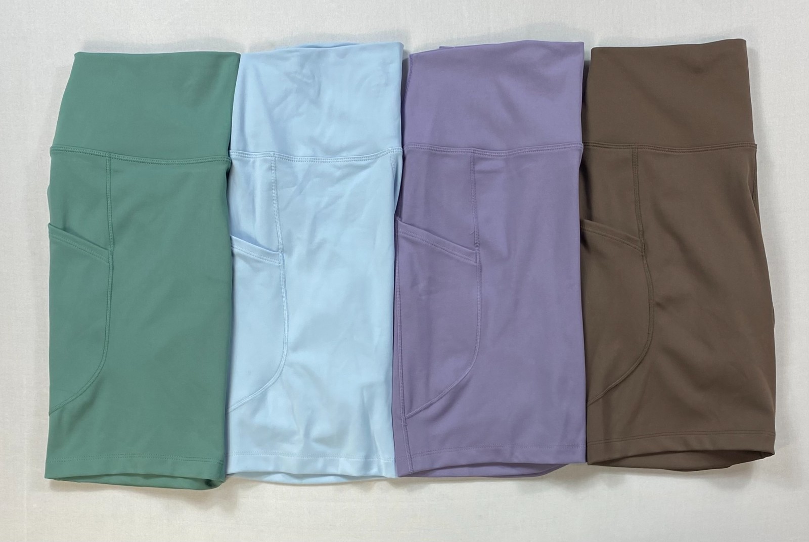 Women's Nike One FZ6758 Gentle Support High Rise 8" Biker Shorts New