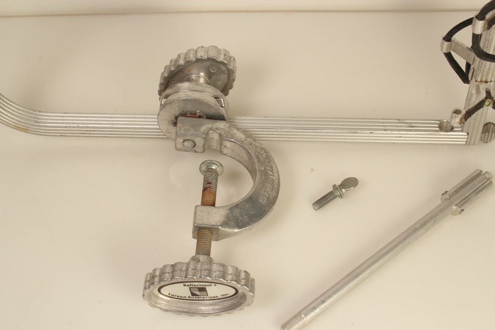 REFLECTASOL light Bracket and Clamp for flash speedlite