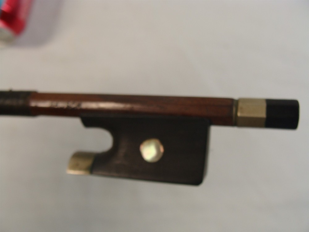 Antique Signed Ludwig Bausch MOP Violin Bow