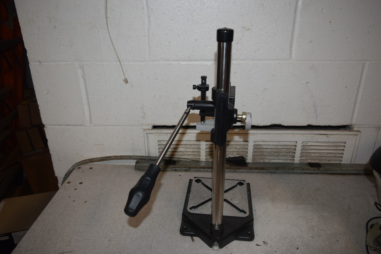 Systech Illinois 18" Rigid Package Can Piercing Station