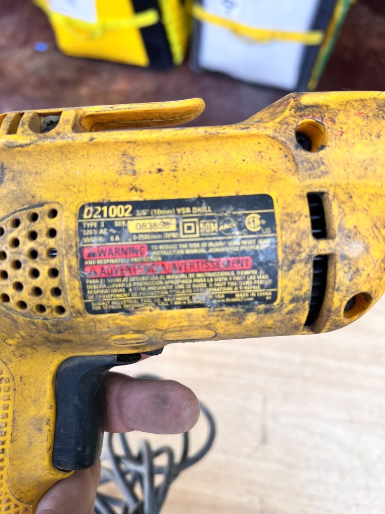 DeWalt D21002 3/8" VSR Variable Speed 6 Amp Corded Drill