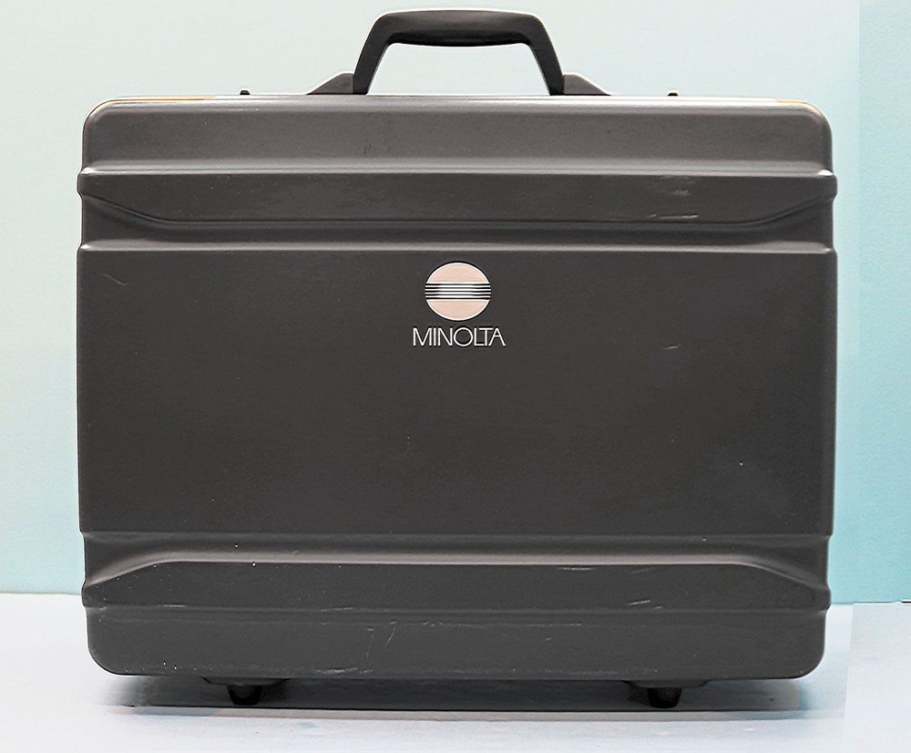 Konica Minolta CR-321 Chroma Meter & DP-301 Data Processor, Manual, Case