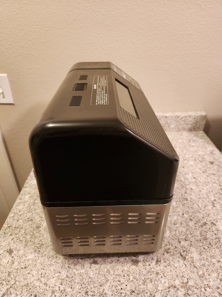 Zojirushi Bread Machine BB-CEC20 Home Bakery Supreme Breadmaker Black