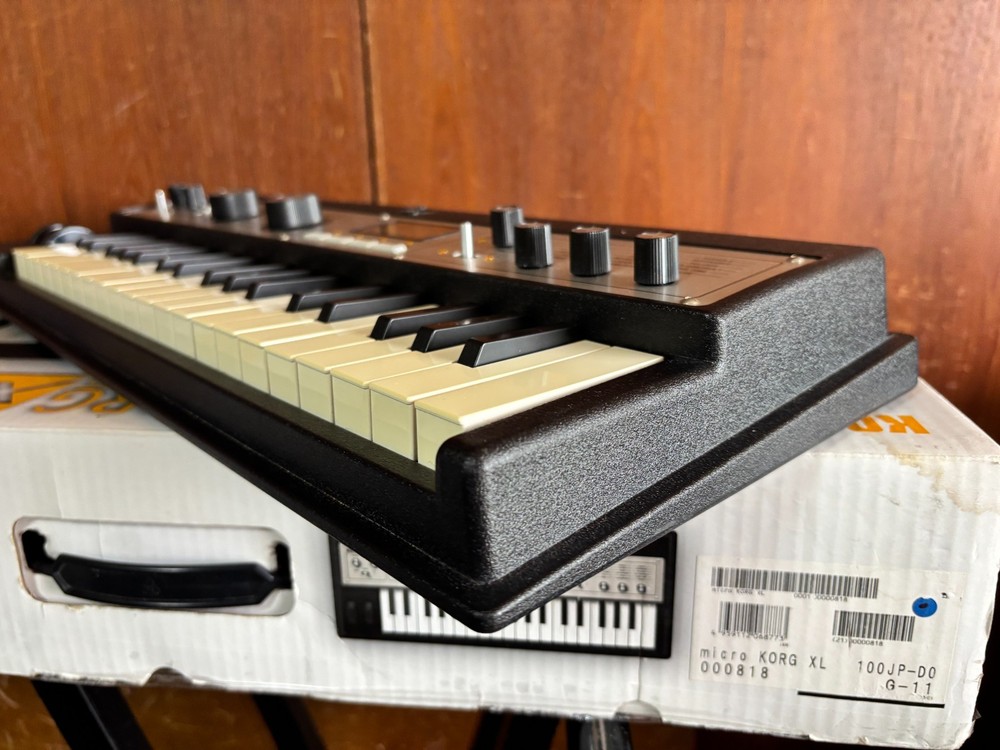Korg Microkorg XL Analog Modeling Synthesizer / Vocoder w/ box