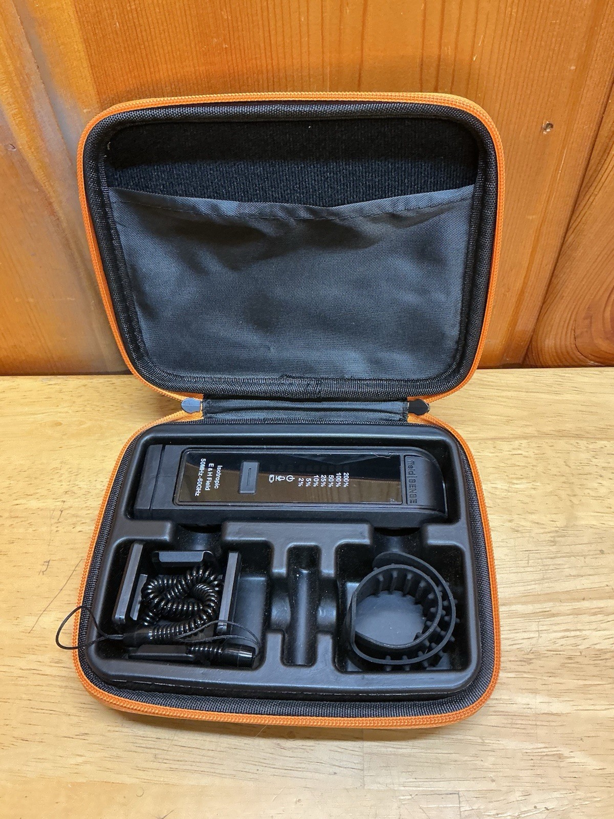 Field Sense 60 Personal 5G RF Monitor 50MHz-60GHz FS60