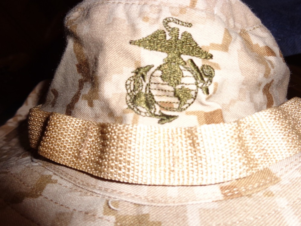 BOONIE COVER HAT DESERT USMC MARINE TAN  SIZE MEDIUM USED
