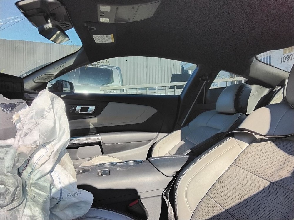 MUSTANG 2024 Camera/Projector 131058