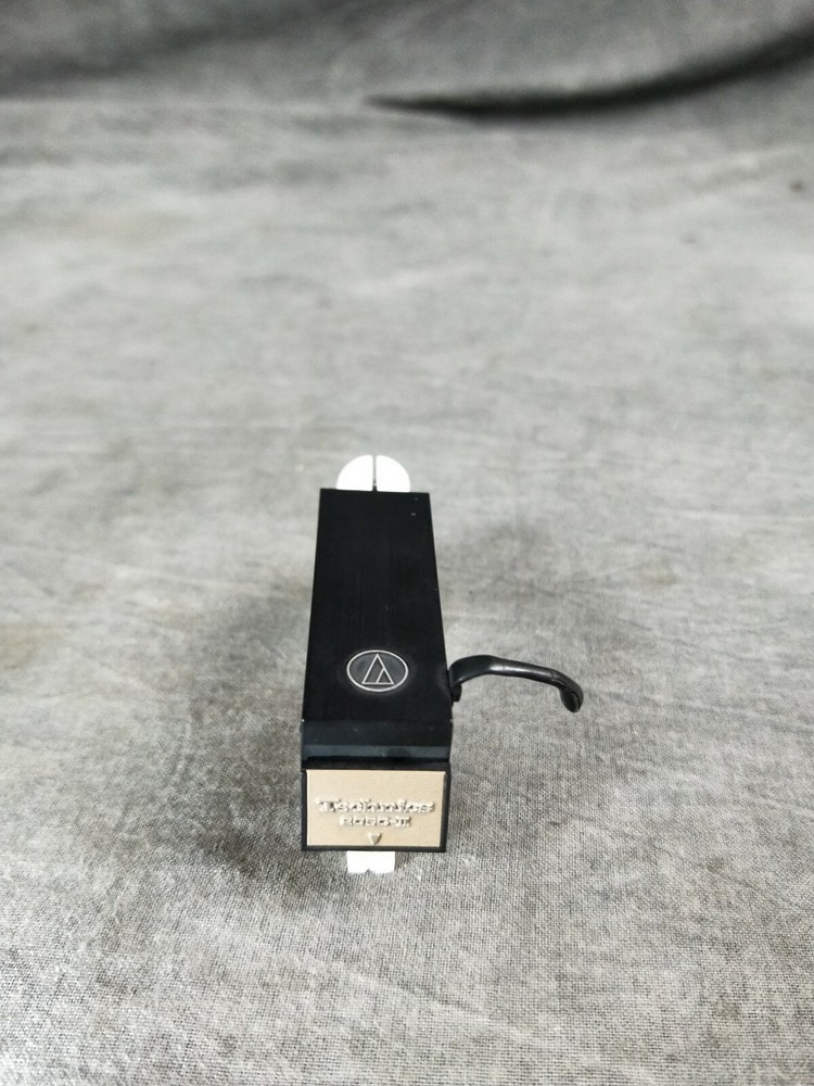 Technics 205C Cartridge With headshell In Excellent Condition
