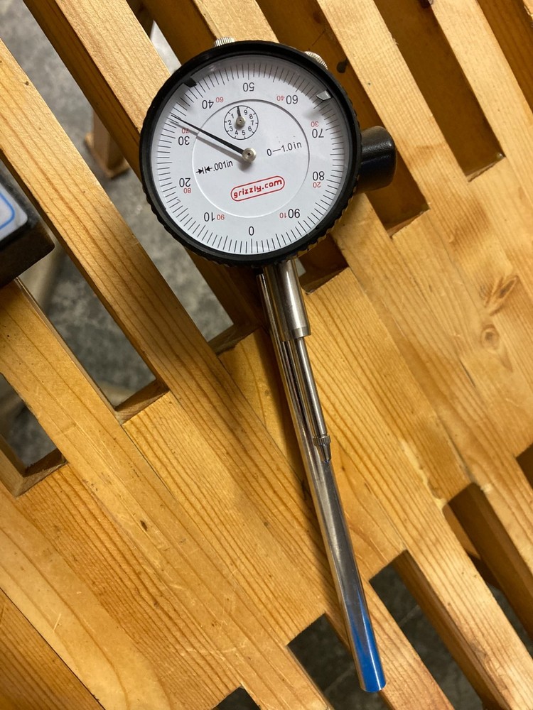 Precision Measuring Device with Magnetic Base