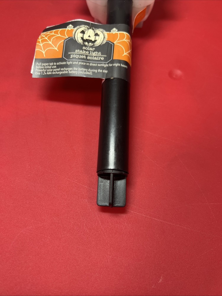 Ghost 9" HALLOWEEN LIGHTED Solar Stake Light