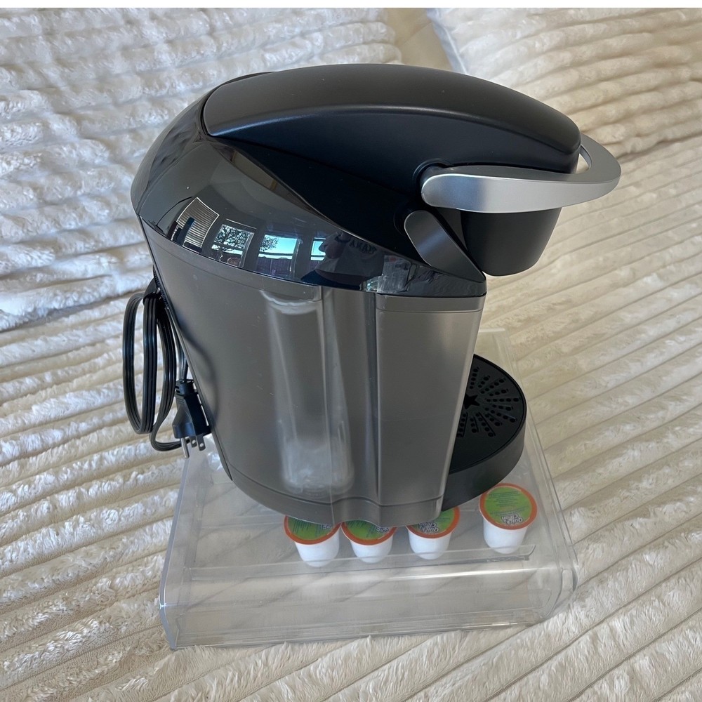 Keurig K Cup Coffee Maker Black Silver Single Serve With K Cups Bundle