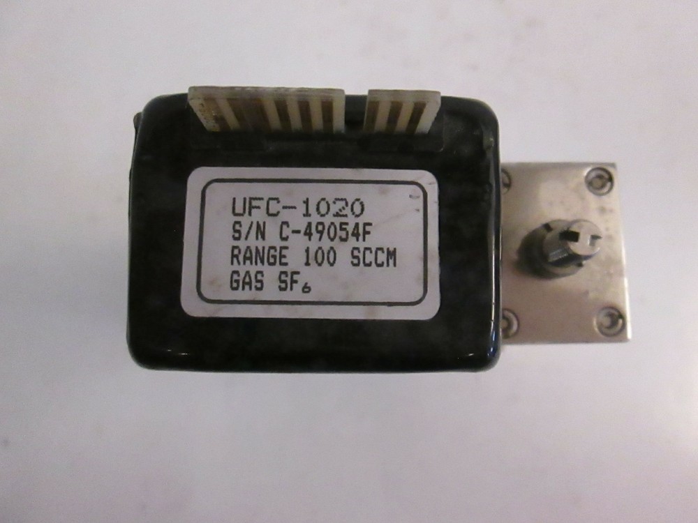 Unit UFC-1020 Mass Flow Controller MFC, SF6, 100 SCCM