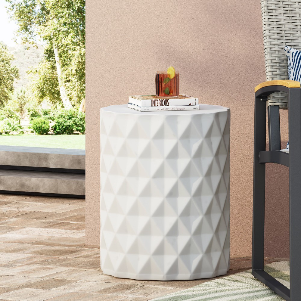 Outdoor Light Weight Concrete Side Table