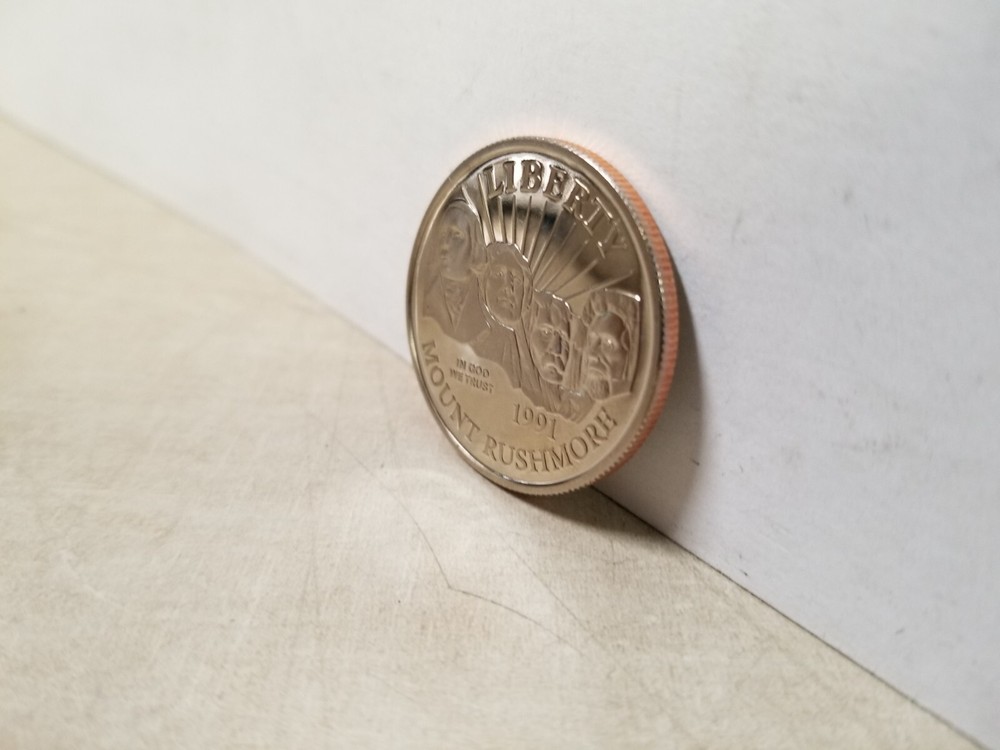 Liberty Mount Rushmore 1991 Half Dollar Coin