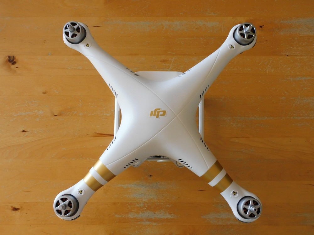 DJI Phantom 3 SE 4K Camera Drone - Ready to Fly, With 2 Batteries, Backpack Case