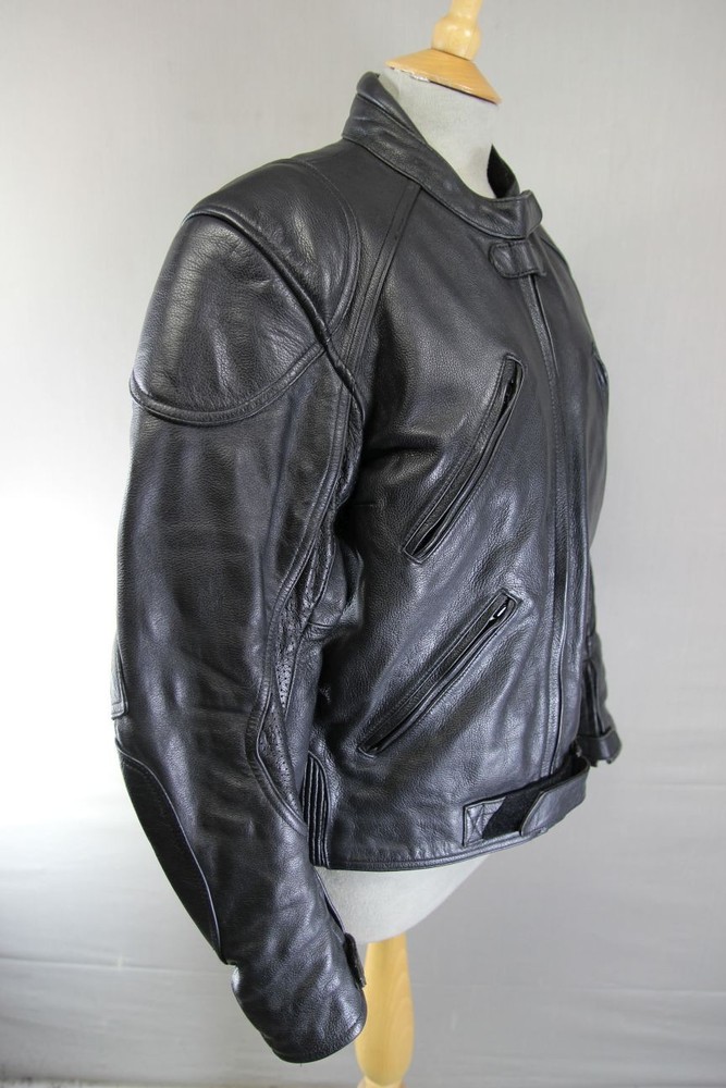 CLASSIC RIDER BLACK LEATHER BIKER JACKET WITH REMOVABLE BACK PROTECTOR: SIZE 16