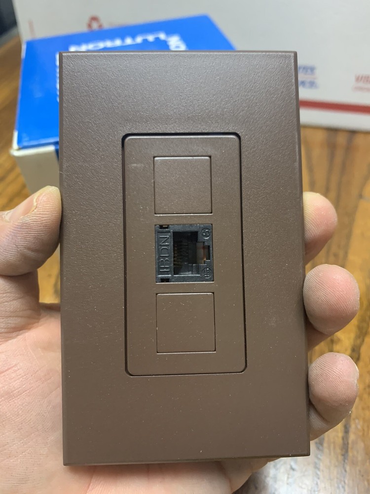 Lutron NT-PJ8-BR Telephone Jack