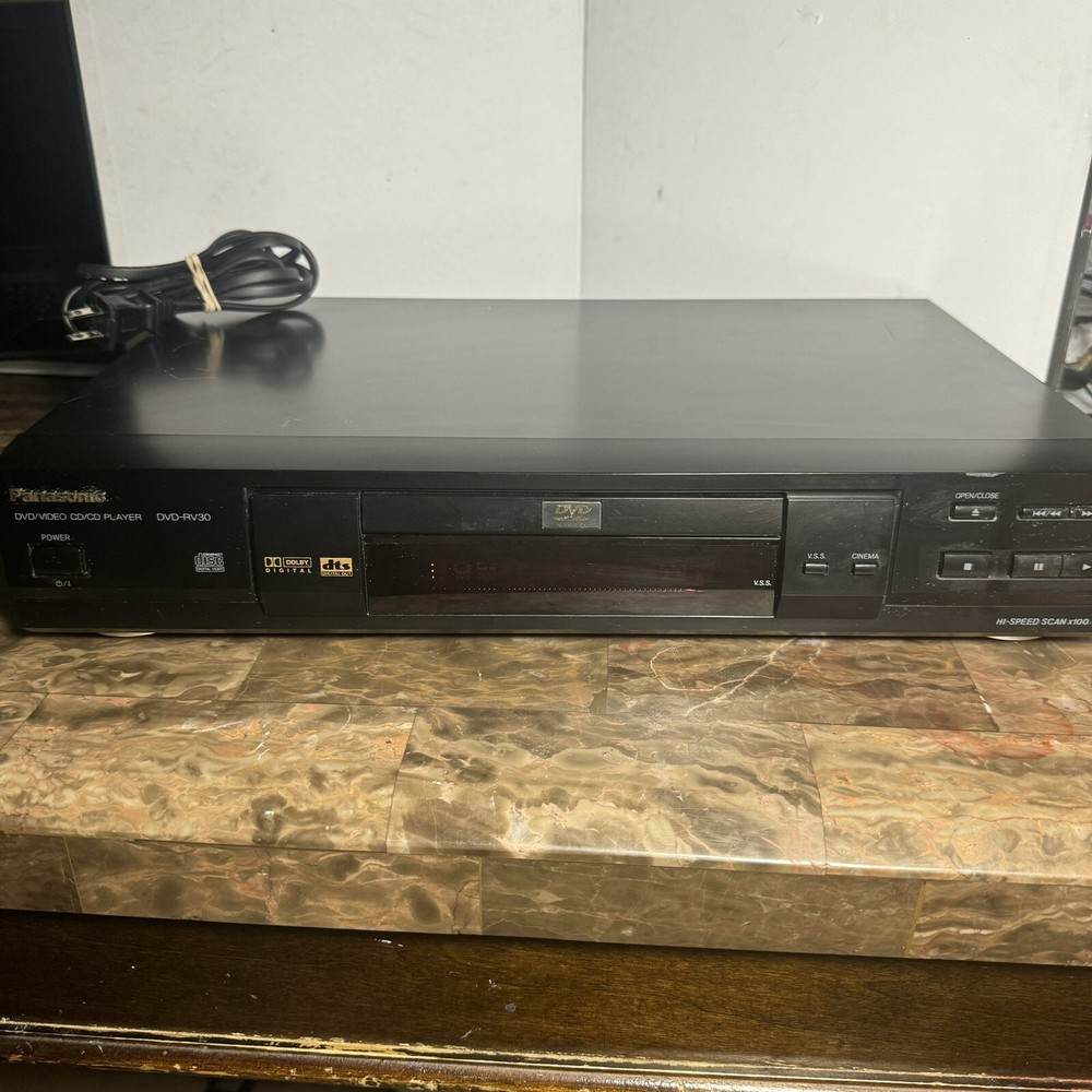 Panasonic DVD-RV30 Video DVD / CD / Player. TESTED & WORKING
