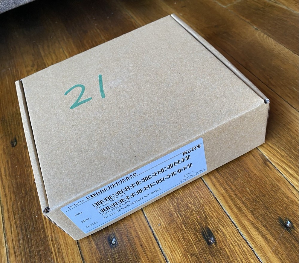 AP-220-MNT-W1 - network device mounting kit 20pcs