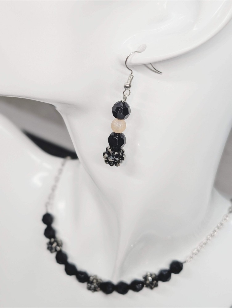 Lassie Love Earrings