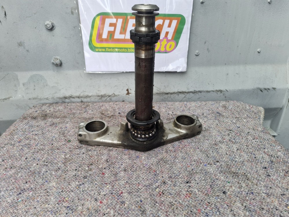 2009 KAWASAKI ER-6F BOTTOM YOKE