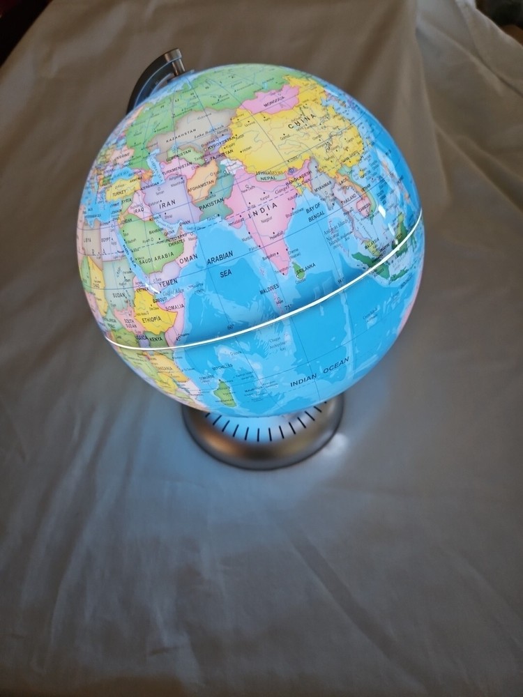 Costway 8" World Globe Illuminated Education Globe w/ Lighted Map