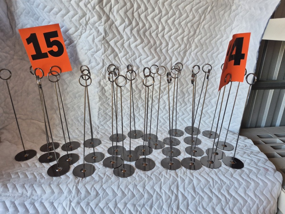 32 Place Card Holders