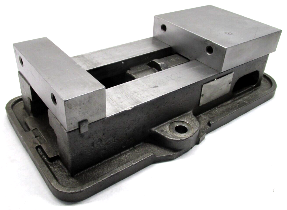 KURT ANGLOCK 6" MILLING MACHINE VISE - #D60