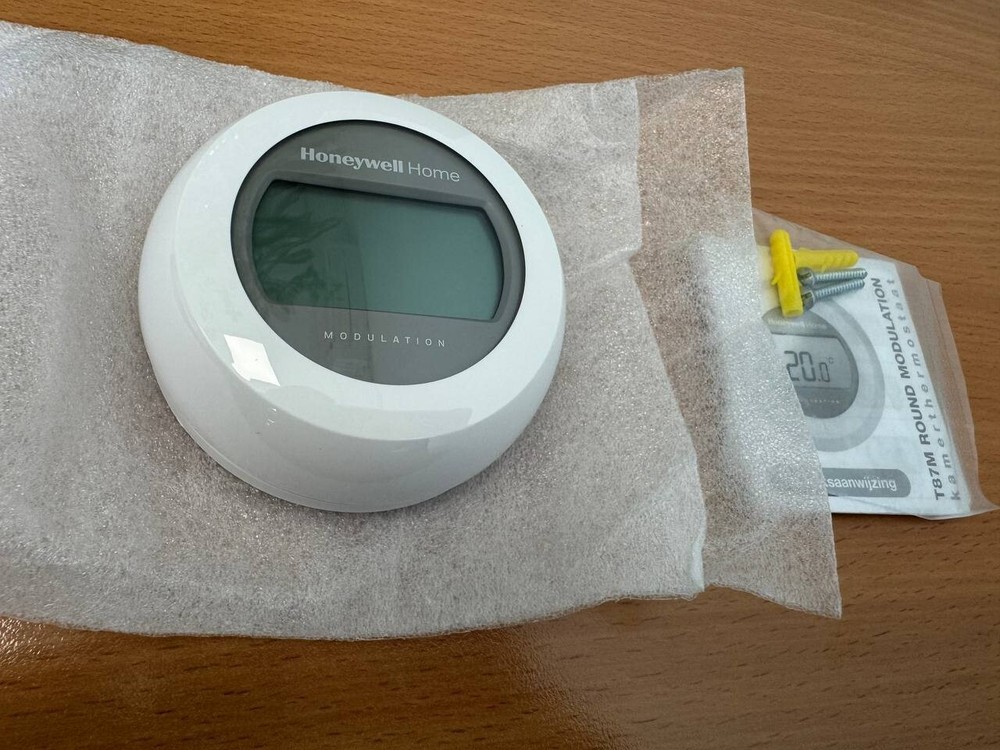 Honeywell T87M2018 Round Modulation